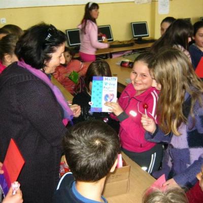 Classroom Connections With Valentine Cards From Lincoln School